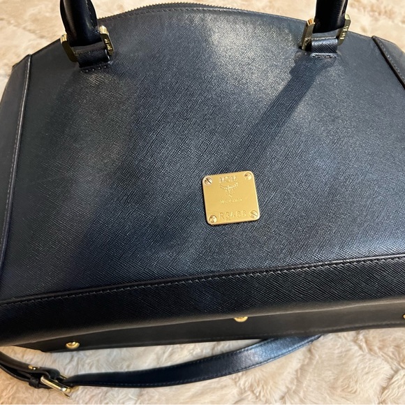 MCM Bag Large size Nice organization (Black) - Picture 11 of 12